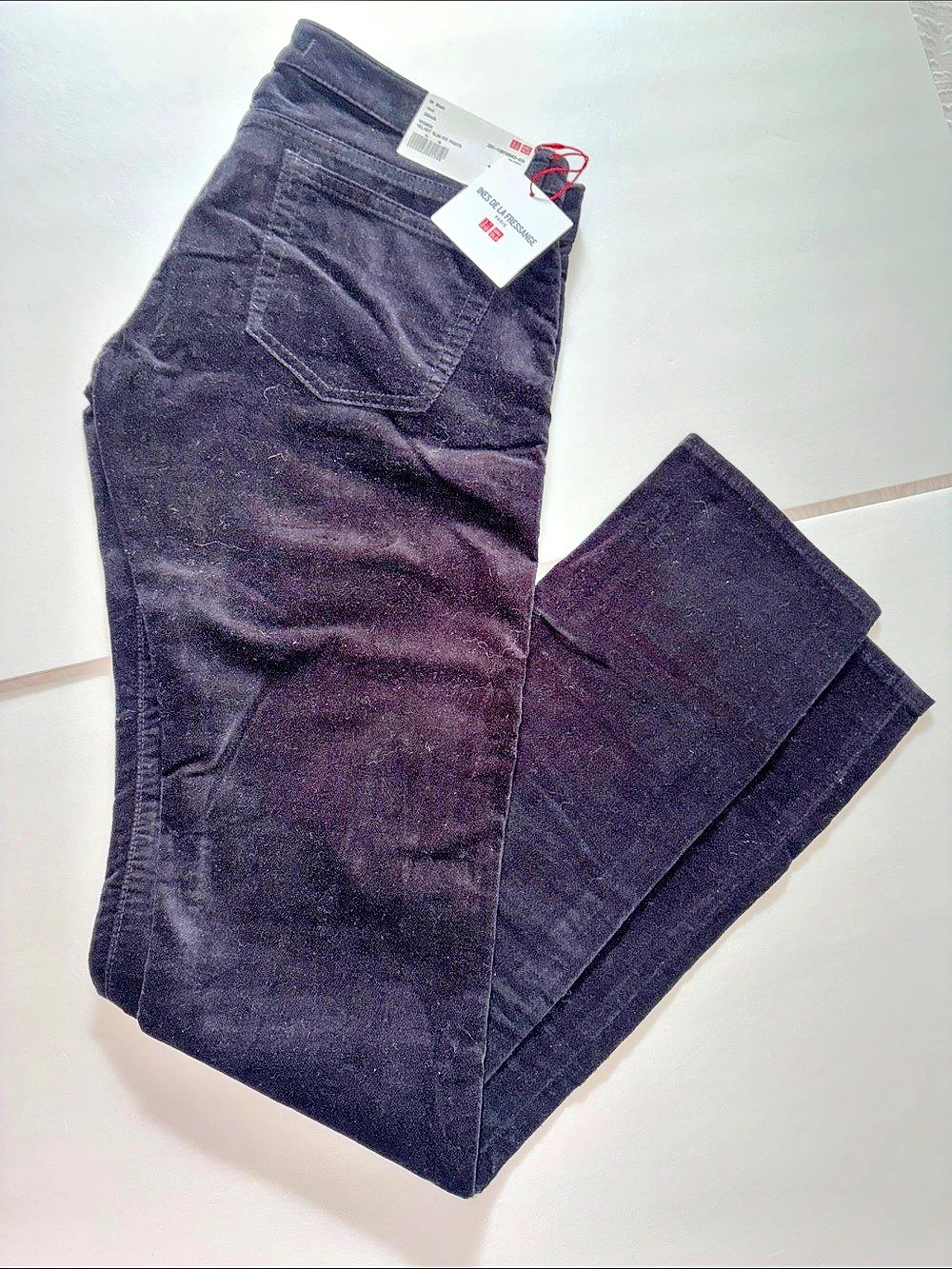 NWT UNIQLO black Velvet 5 pocket Waist 26 NWT